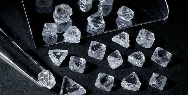 Diamond rough white